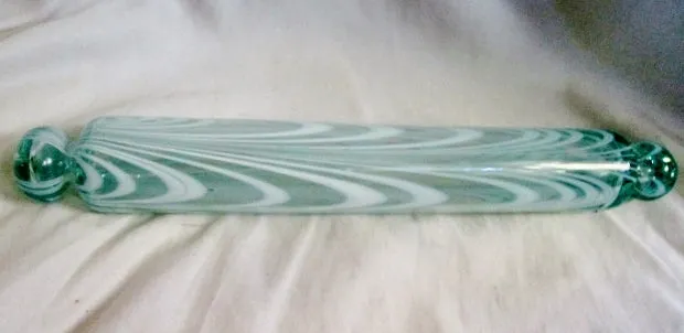 16" FREE-BLOWN MARBRE DECORATED SWIRL ROLLING PIN Glass WHITE CLEAR