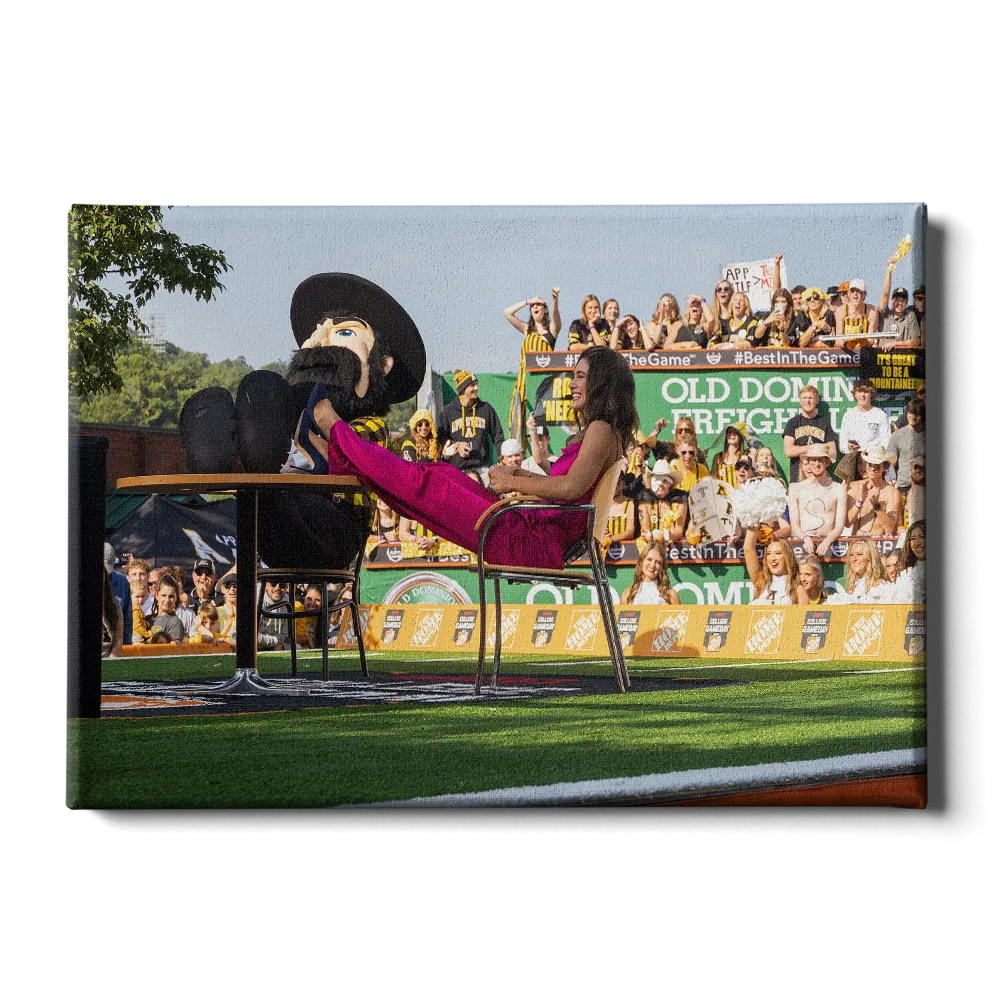 Appalachian State Mountaineers - Kickin' Back on Game Day