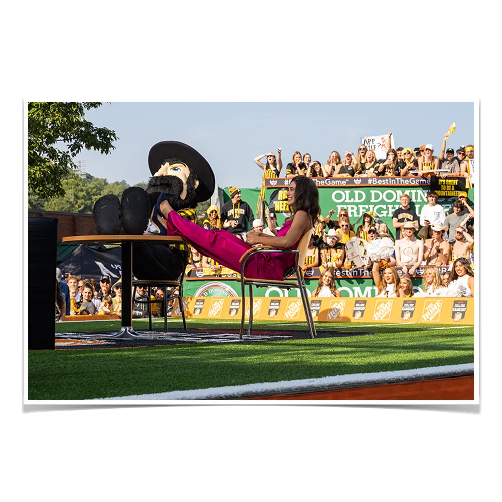 Appalachian State Mountaineers - Kickin' Back on Game Day