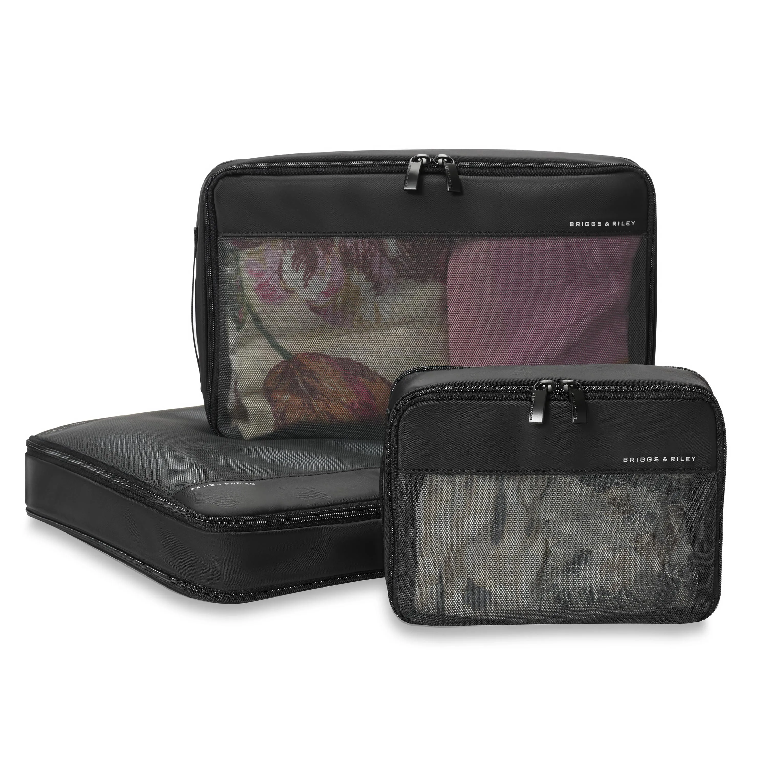 Sure! Here is the optimized title for this e-commerce product: Briggs & Riley Set of Check-In Packing Cubes