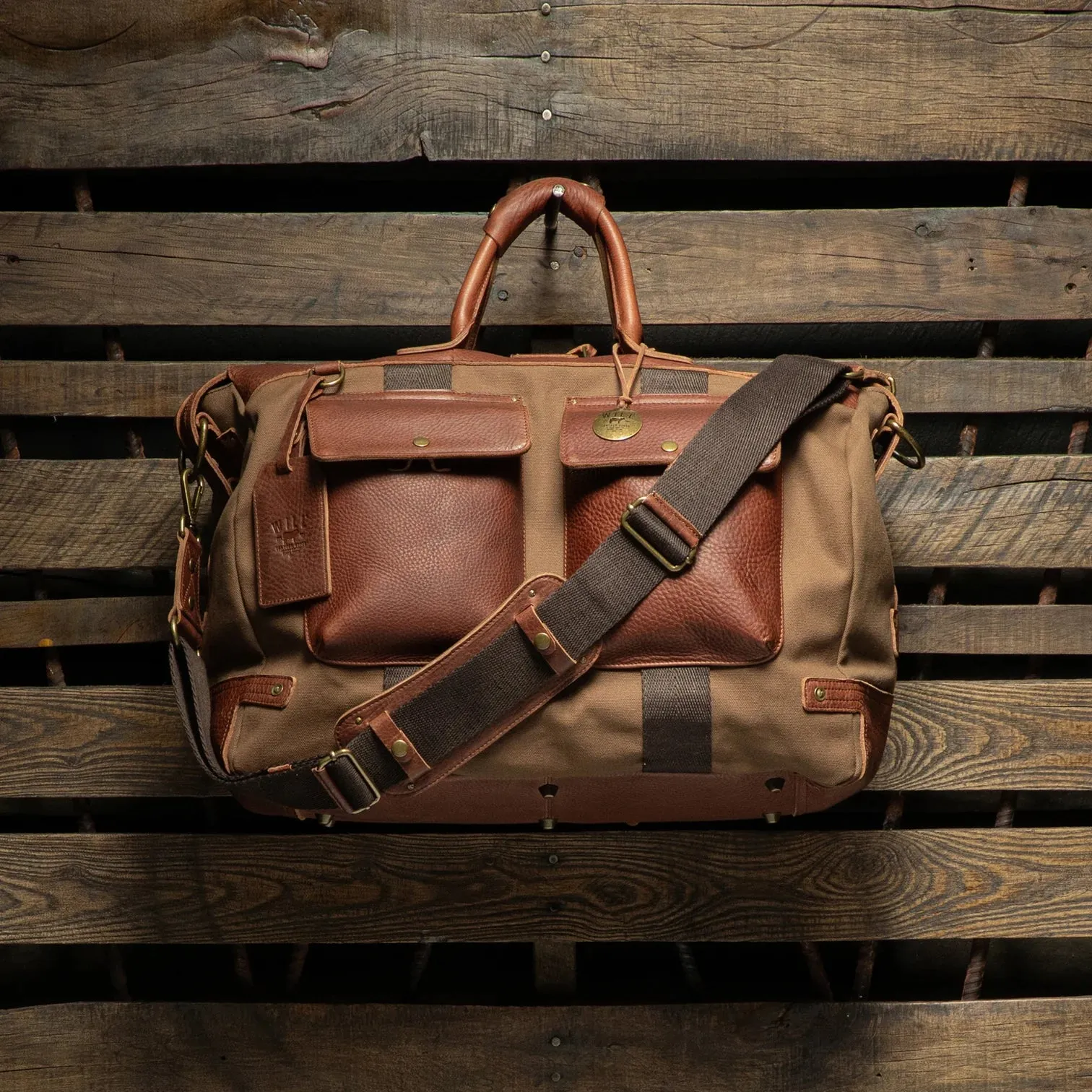 CANVAS & LEATHER TRAVEL DUFFLE TOBACCO