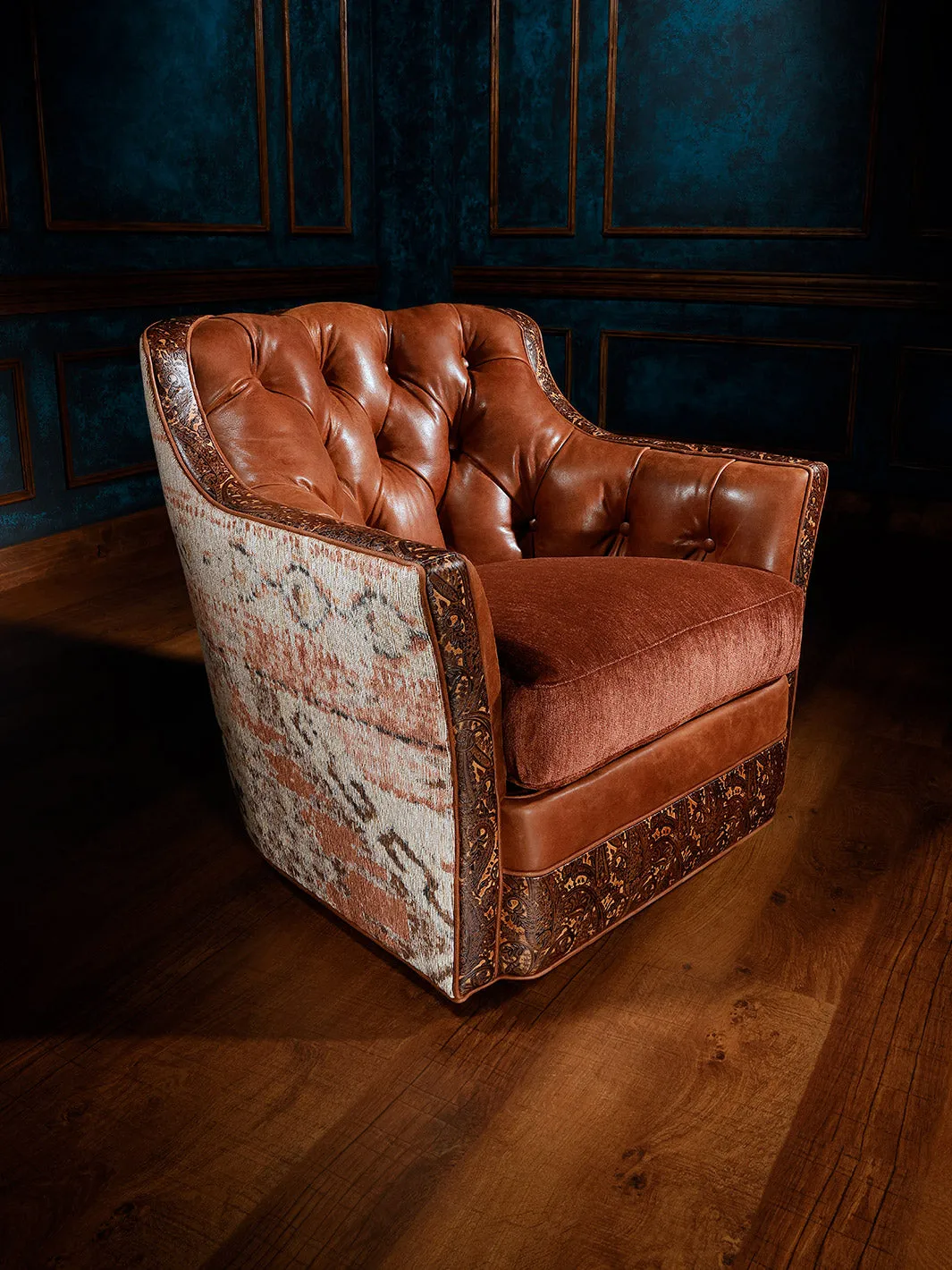 Dakota Western Swivel Chair