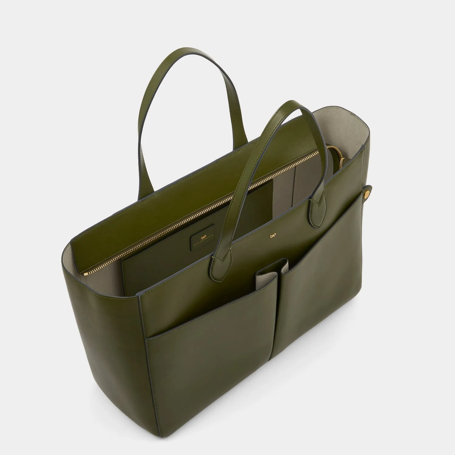 E/W Nevis Tote