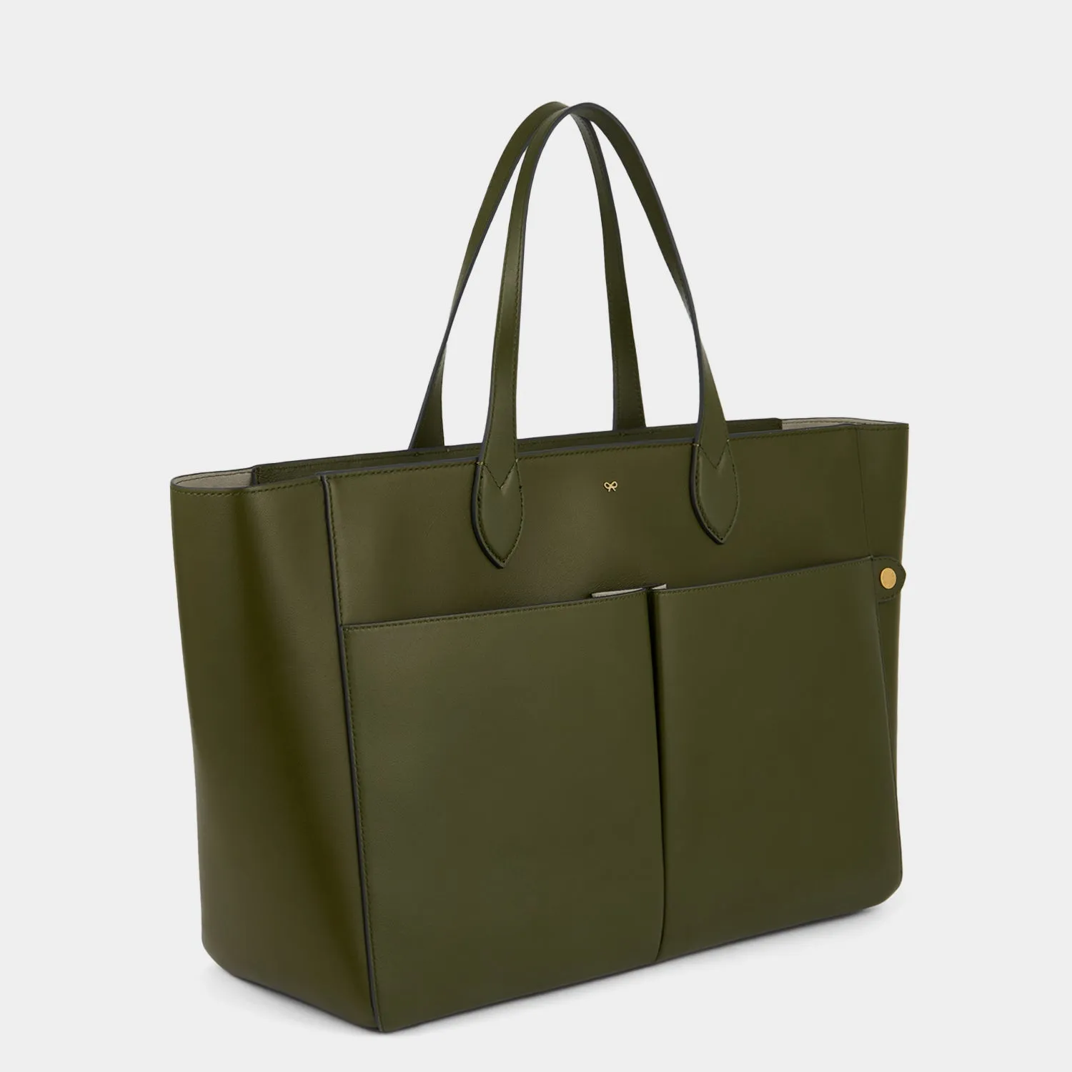 E/W Nevis Tote