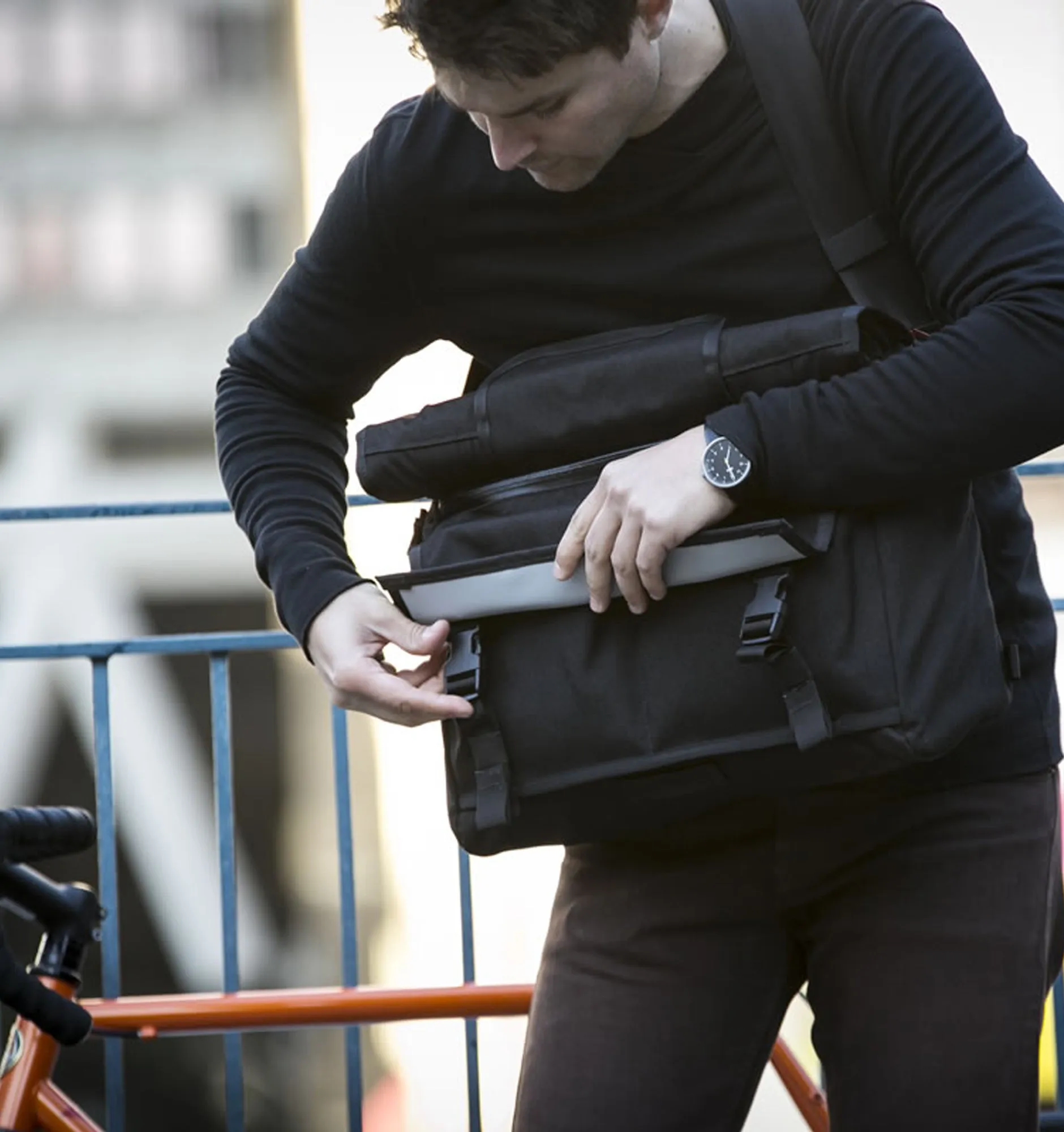 Weatherproof Mission Workshop Monty Messenger Bag for Optimal Outdoor Performance