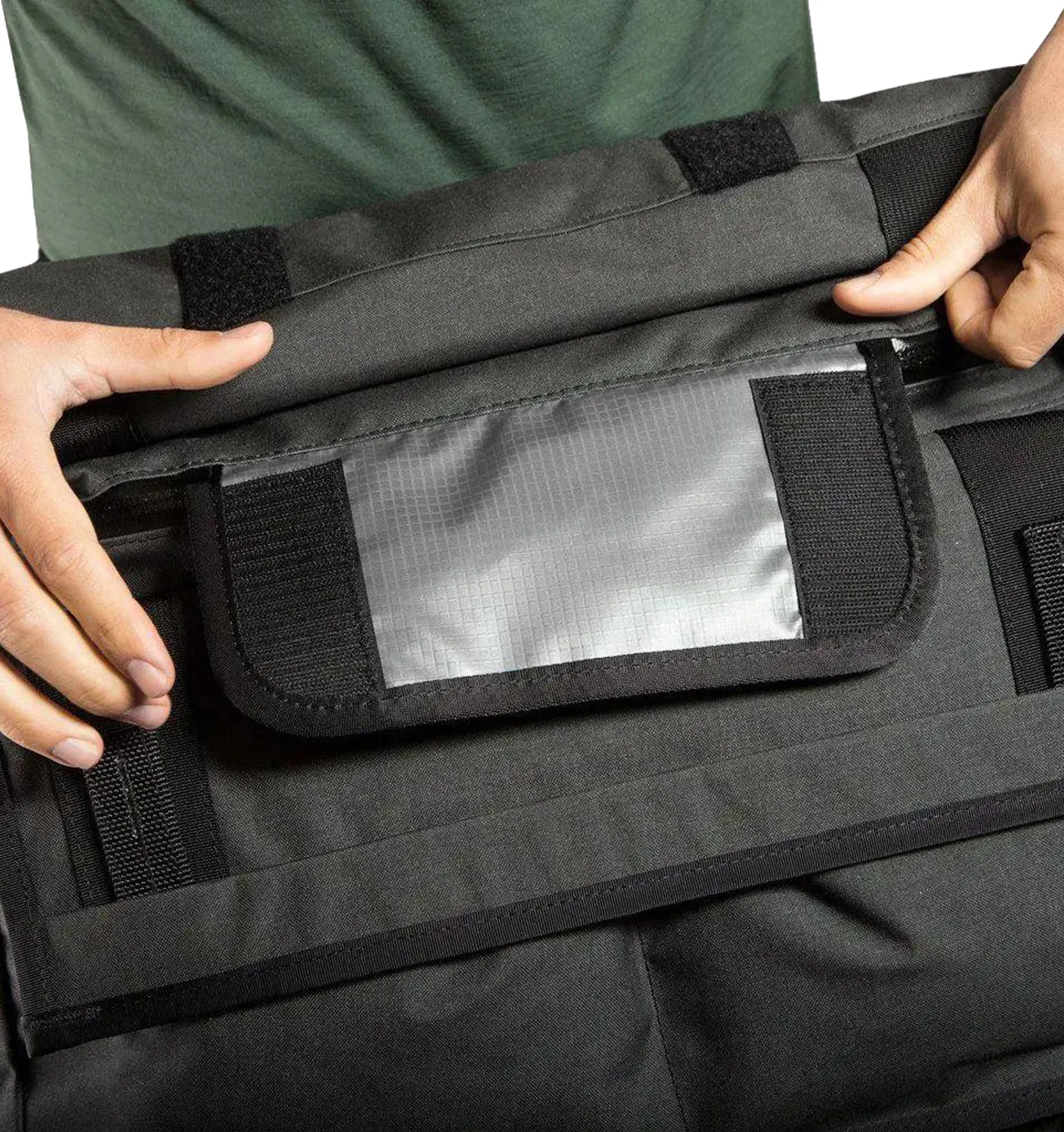 Weatherproof Mission Workshop Monty Messenger Bag for Optimal Outdoor Performance