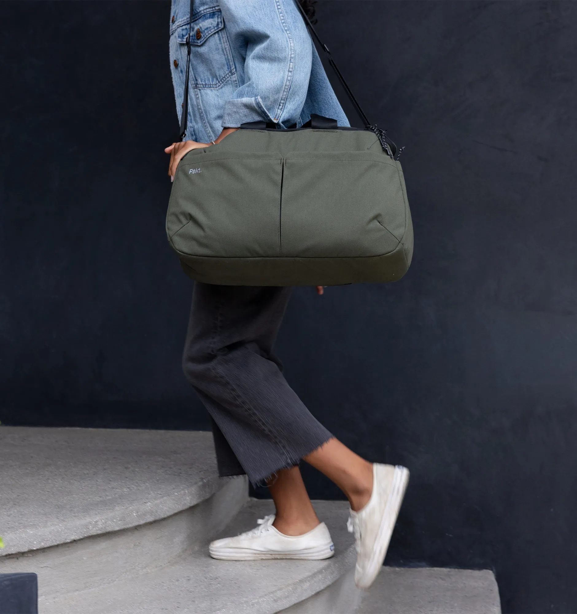 Pakt Travel Duffel