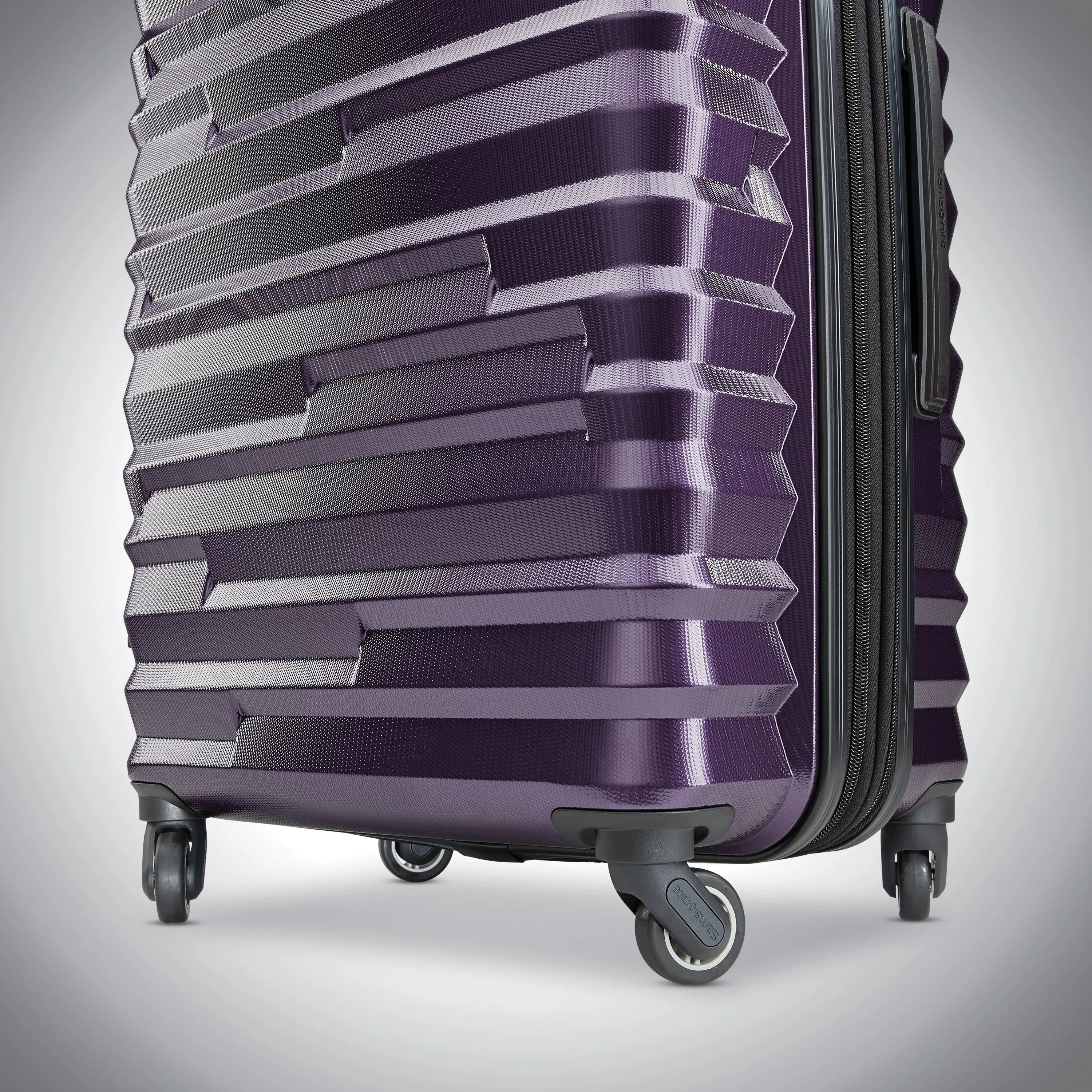 Samsonite Ziplite 4.0  Medium Spinner